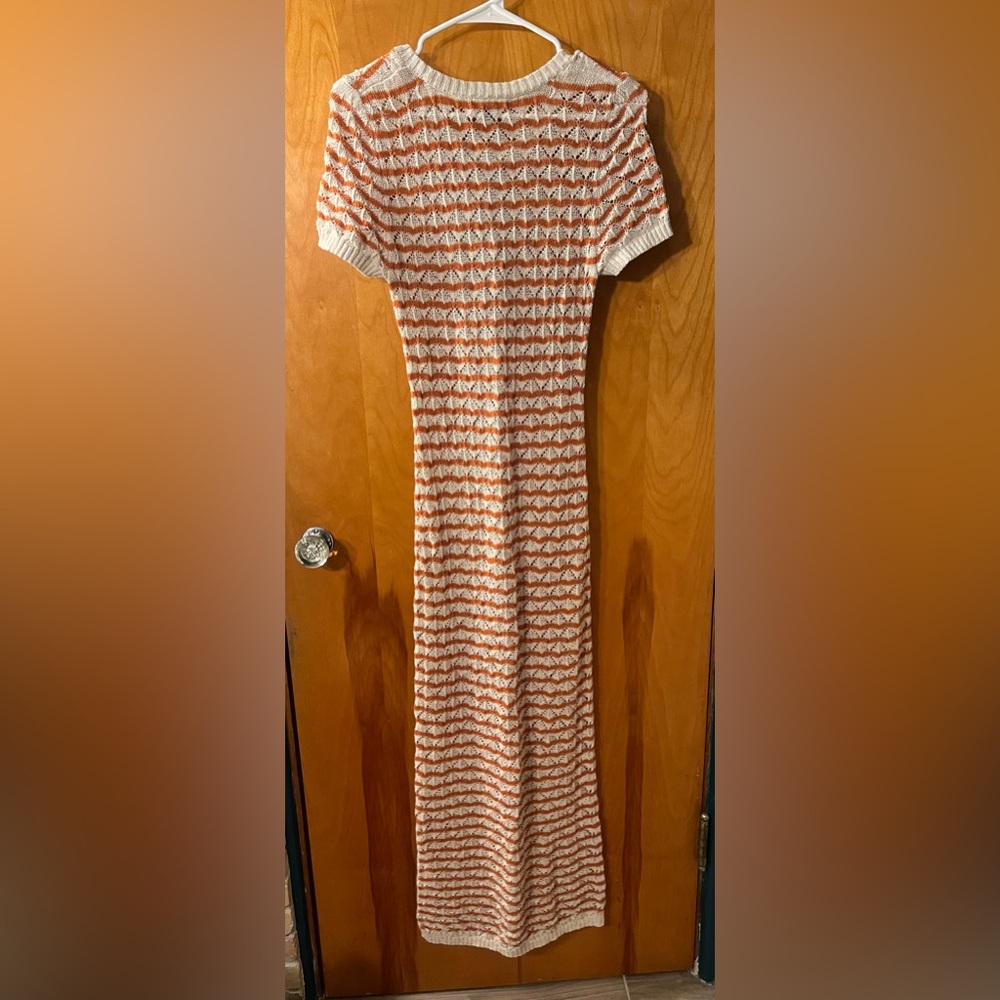 Steve Madden Cream and Orange Knit Midi Dress - Picture 3 of 6